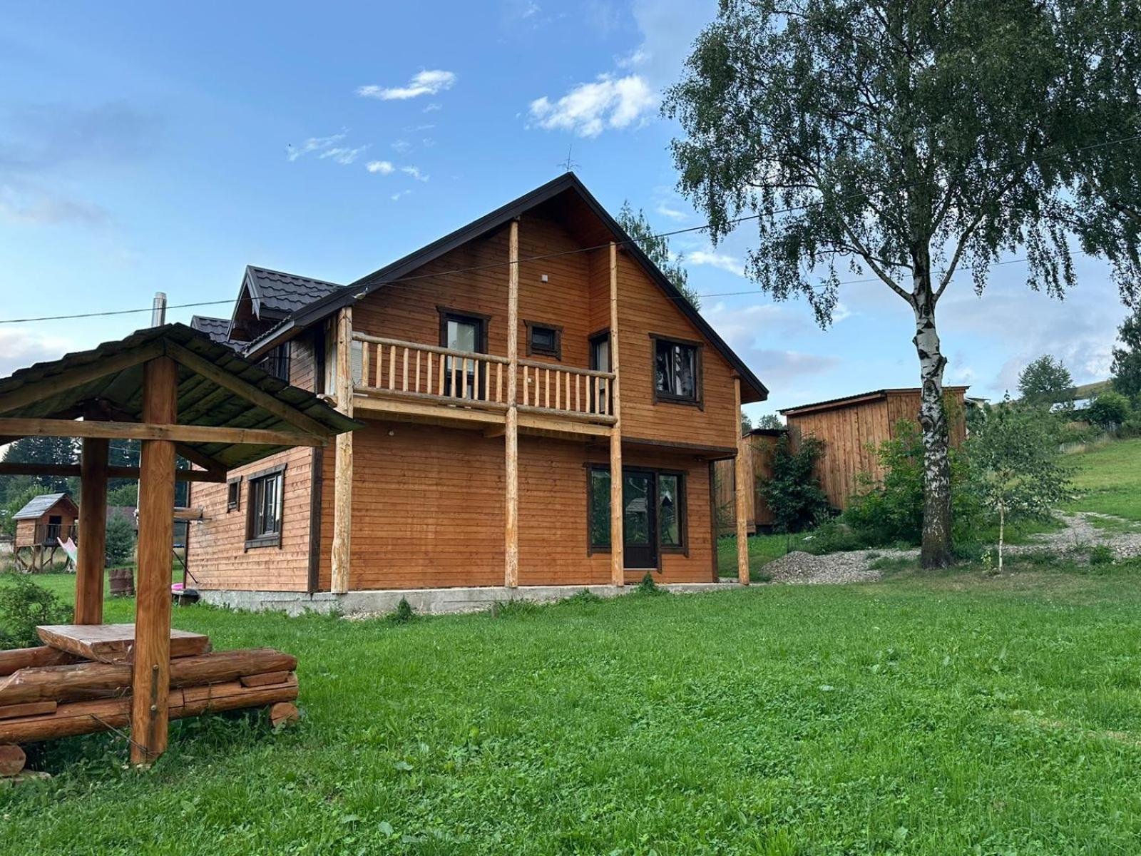 Кулуар/ Kuluar Villa Iltsi Exterior photo